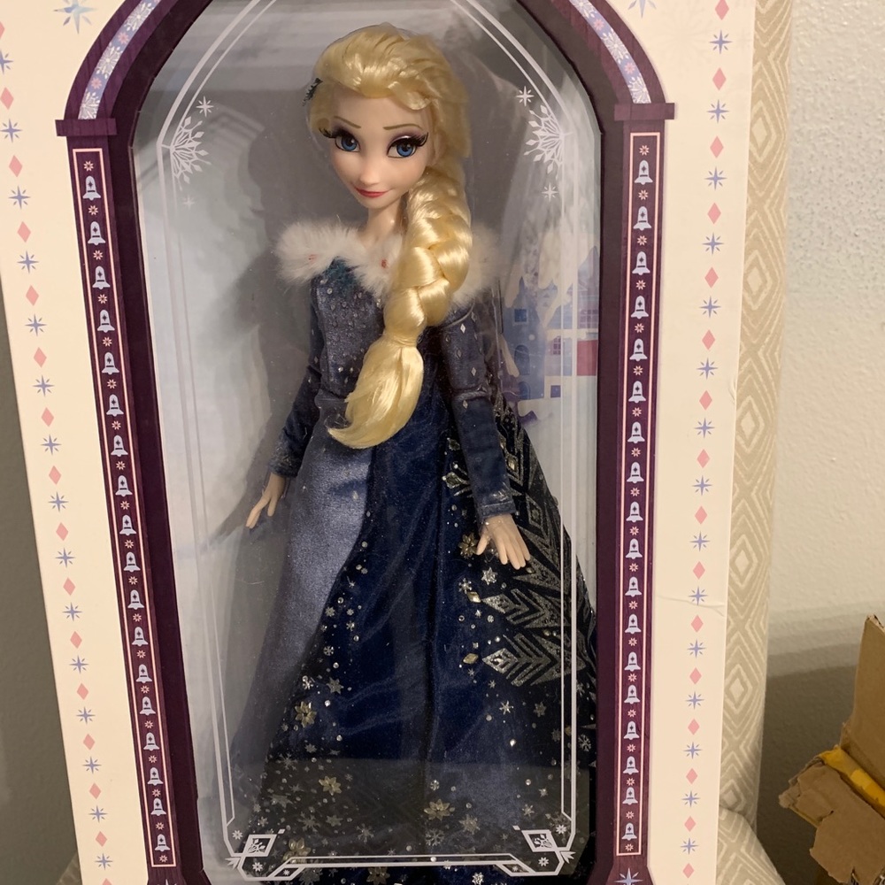 Olaf’s frozen adventure ELSA
